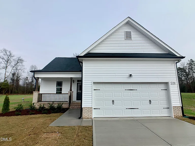 130 Henhouse Ct — Photo 1