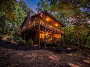 392 Cascade Ln, Blue Ridge, GA 30513
