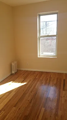 Rented by Peter Ashe | media 4