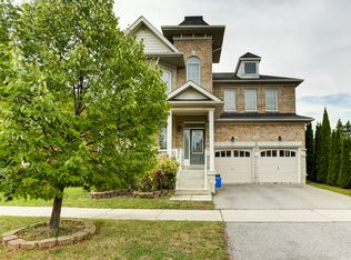 126 Rizal Ave, Markham, ON L6B 0E5