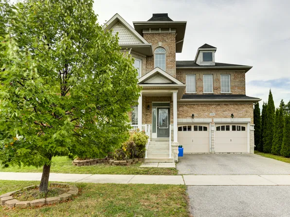 126 Rizal Ave, Markham, ON L6B 0E5