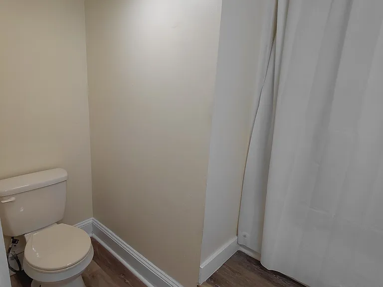 317 S Main St #4 — Photo 12