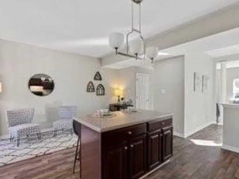 8712 Springwater Dr — Photo 17