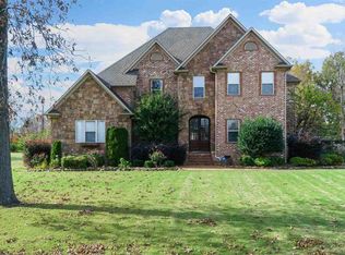 121 Westwood Cv, Humboldt, TN 38343