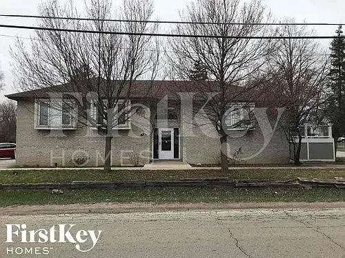 100 S Dilger Ave Photo 1