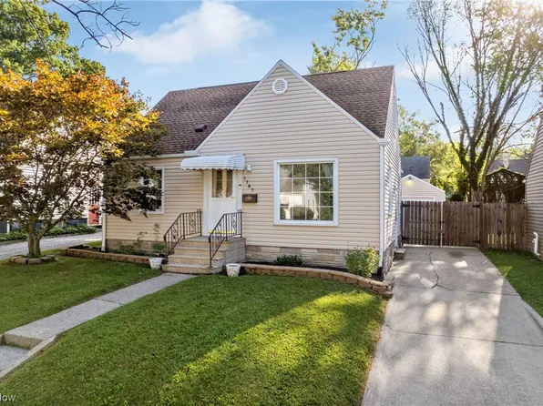1707 Oakwood Ave, Akron, OH 44301