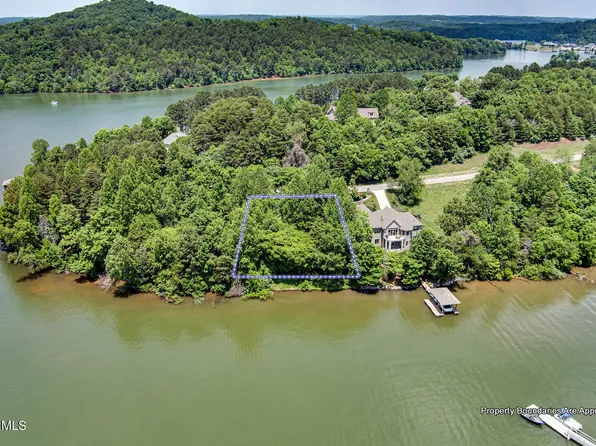 410 Marsh Hawk Dr, Vonore, TN 37885