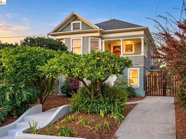 1822 E 24th St, Oakland, CA 94606