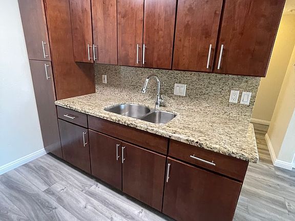 2nd image of 924 S Cambridge St APT 102