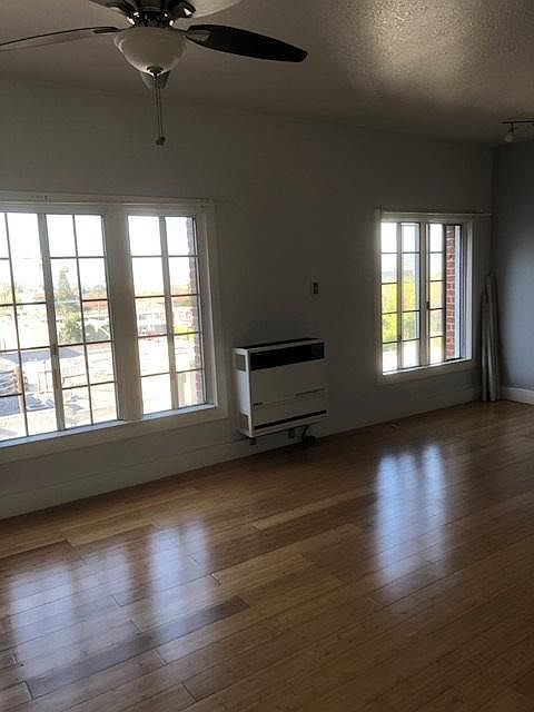 2nd image of 228 S Kenwood St APT 405
