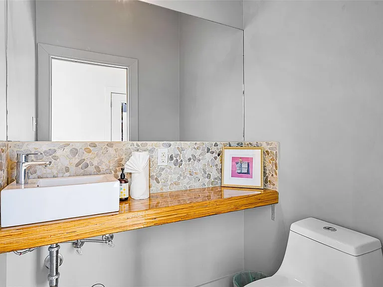 5900 Ventus St — Photo 6