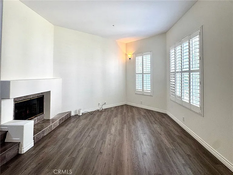 2938 Ballesteros Ln — Photo 4