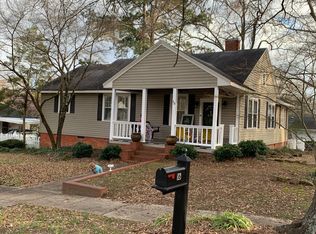 16 S 2nd Lindale St, Lindale, GA 30147