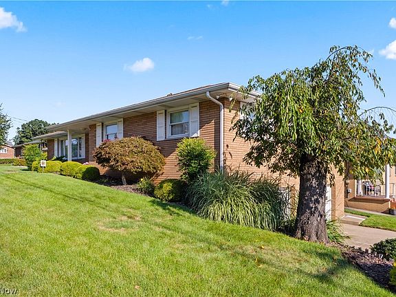 3rd image of 326 Bennett Dr