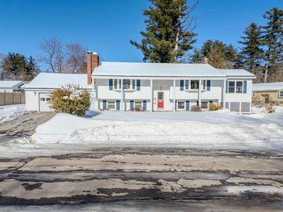 6 Lancelot Drive, Hooksett, NH, 03106