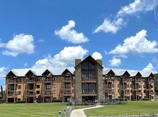 7010 Val Monte Dr #105, Guntersville, AL 35976