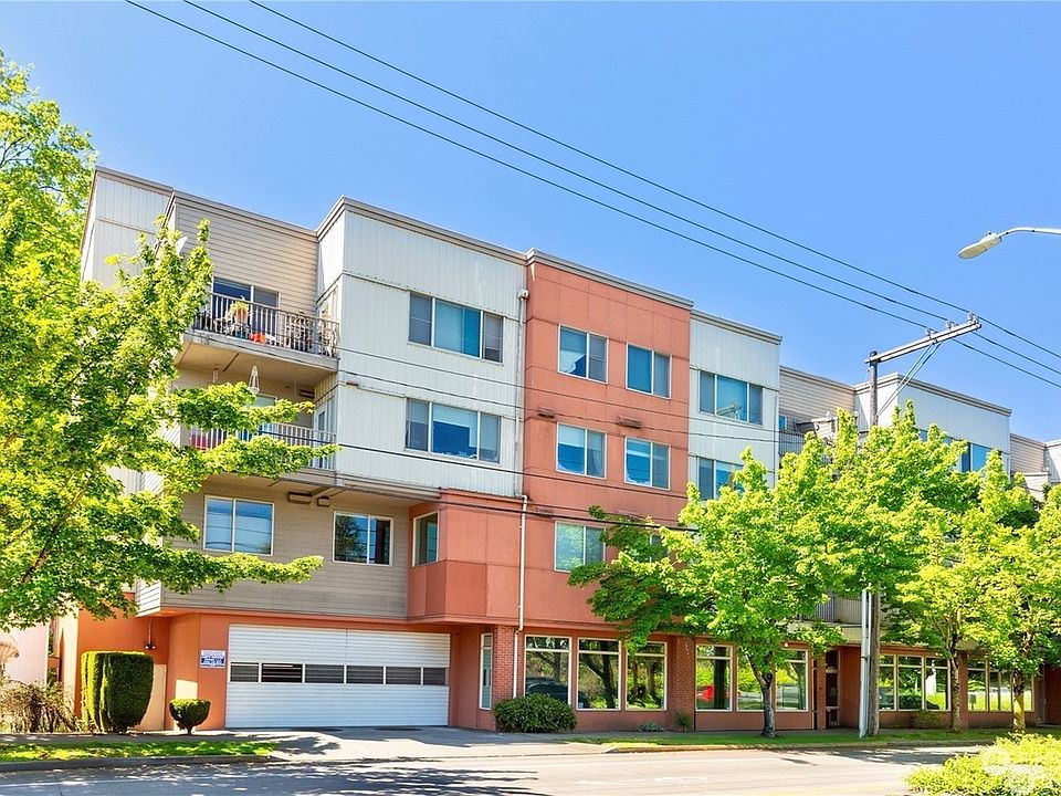 1st image of 3213 Harbor Ave SW Unit 302