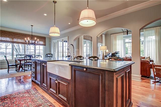2nd image of 9253 Carrisbrook Ln