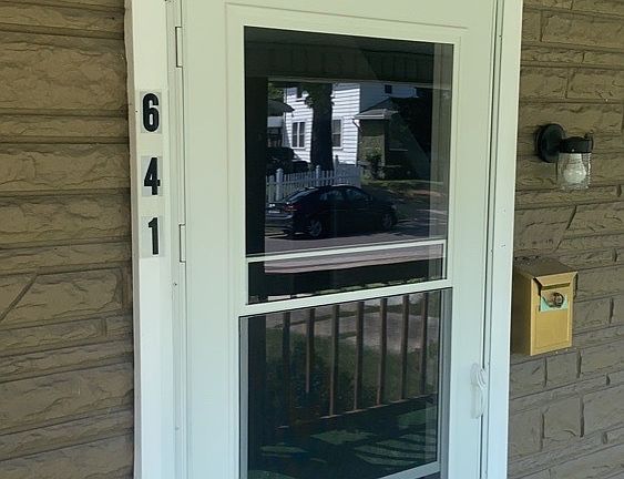 2nd image of 641 Crestmore Ave