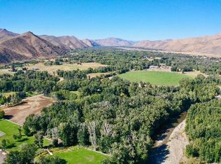 113 & 117 Lower Broadford Rd, Bellevue, ID 83313