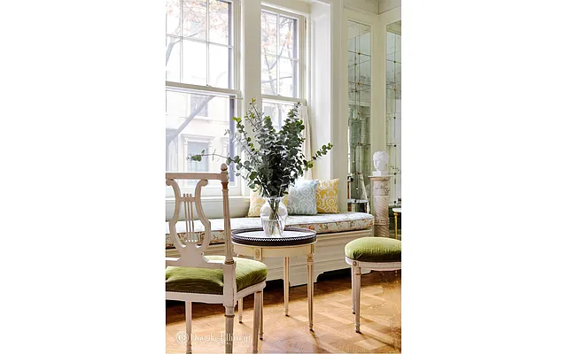 Sold by Douglas Elliman | media 19