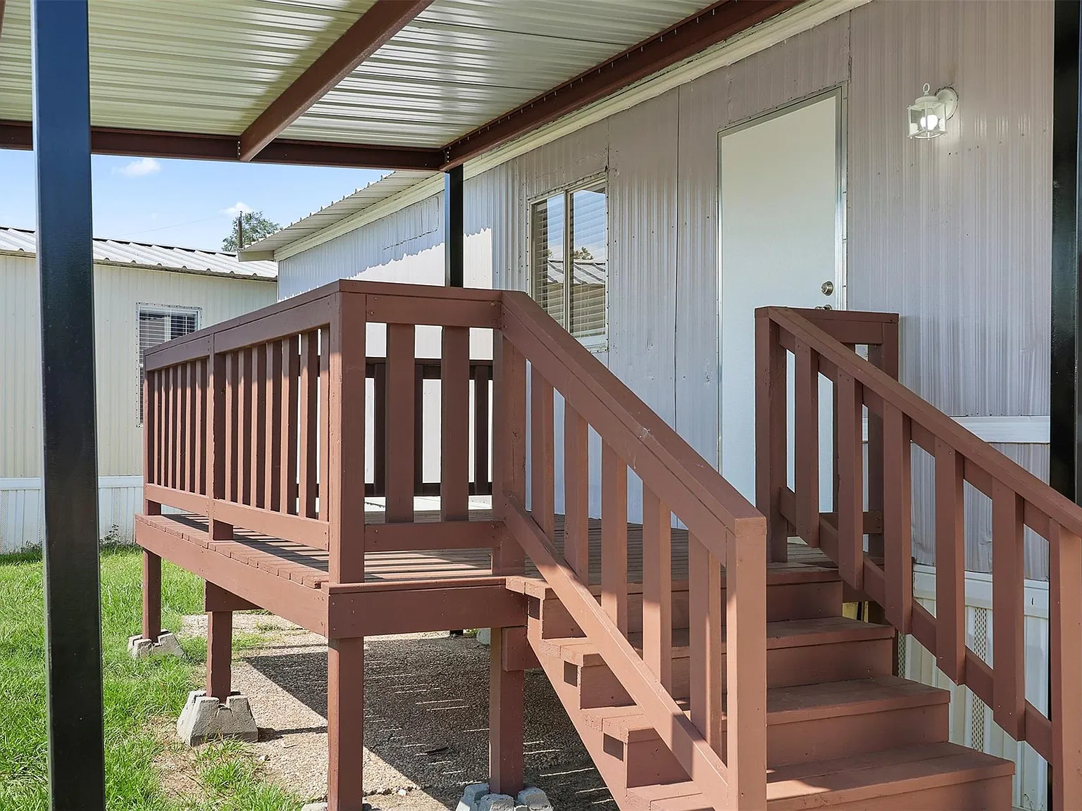 2 bed, 1.0 bath, 784 sqft, $1,400 — Photo 4