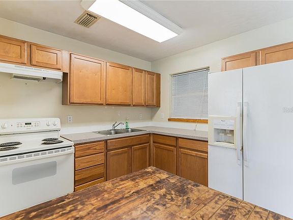 5th image of 1168 Hampshire Ave
