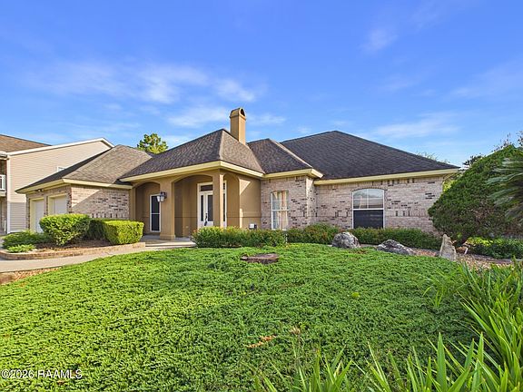2nd image of 107 Janet Cir