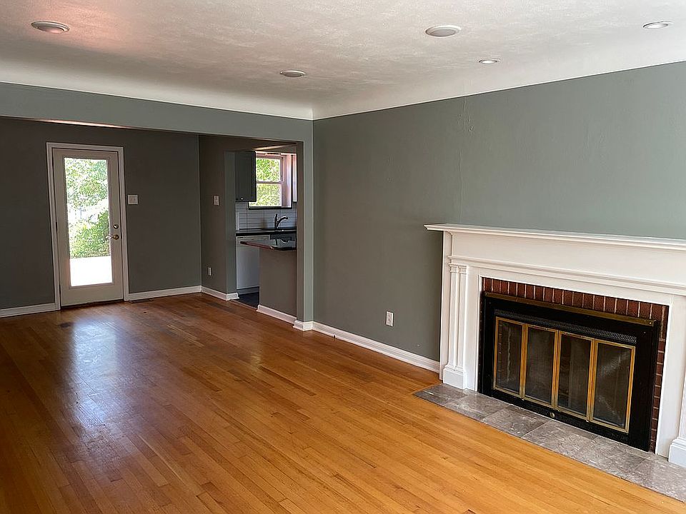 1st image of 1025 Leawood Dr