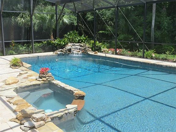 2nd image of 620 Riverpark Cir
