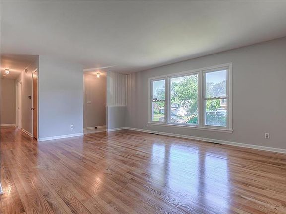 2nd image of 9808 Belmont Ave