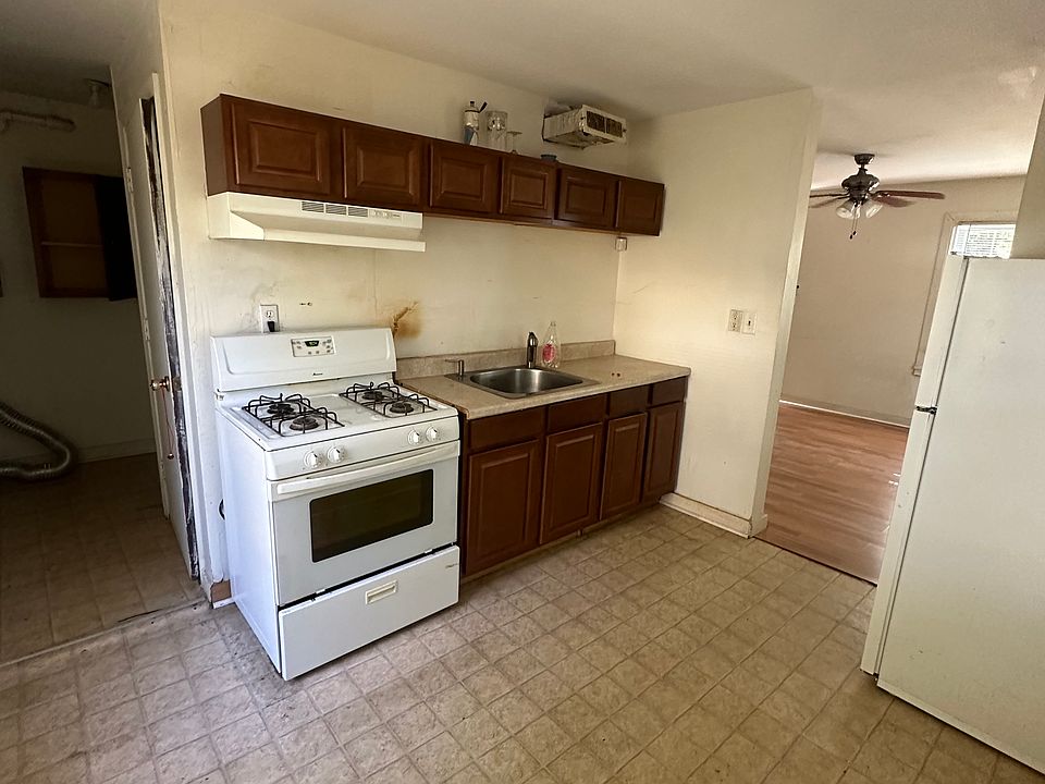 31 Rock Creek Rd New Haven CT Zillow