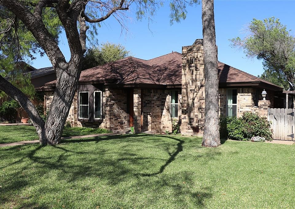 1st image of 947 Ruswood Cir