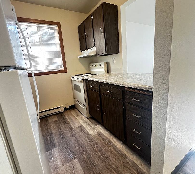 1st image of 419 11th Ave S APT 107