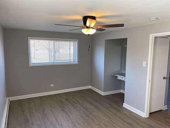 5th image of 3710 W 119th St APT 2E