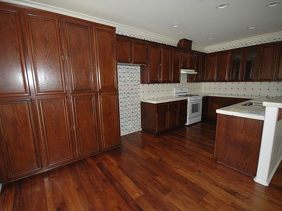 3rd image of 31720 Tupelo Ct