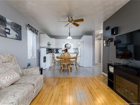 5th image of 127 Lafrance St #11