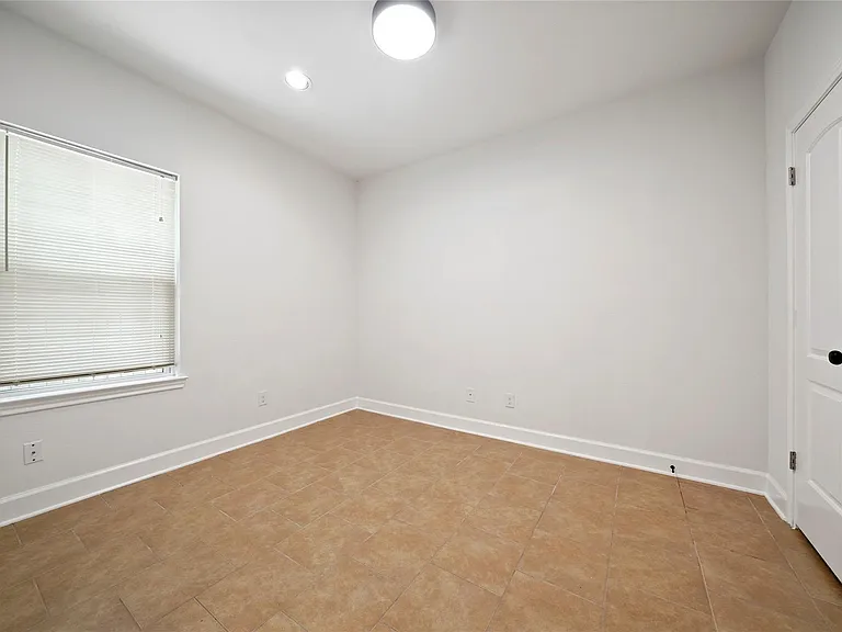 5408 Jonathan Ln — Photo 15