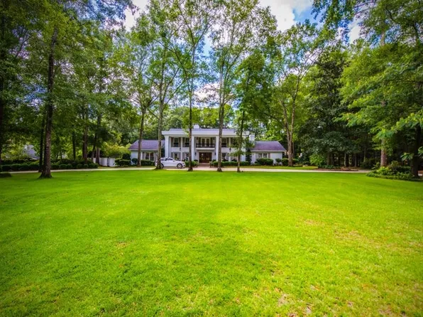 36 Foxchase Dr, Dothan, AL 36305