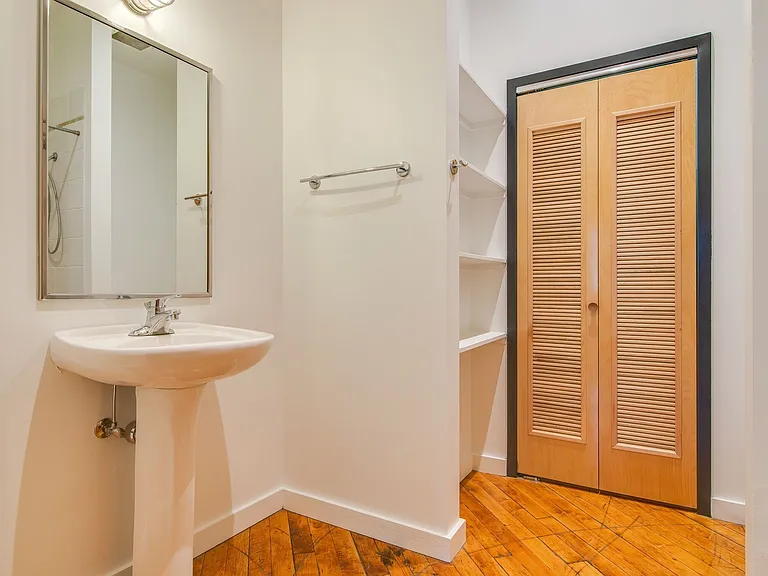 1400 Rosa L Parks Blvd #105 — Photo 14
