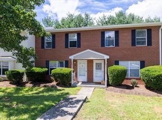329 Pheasant Run Ct, Blacksburg, VA 24060