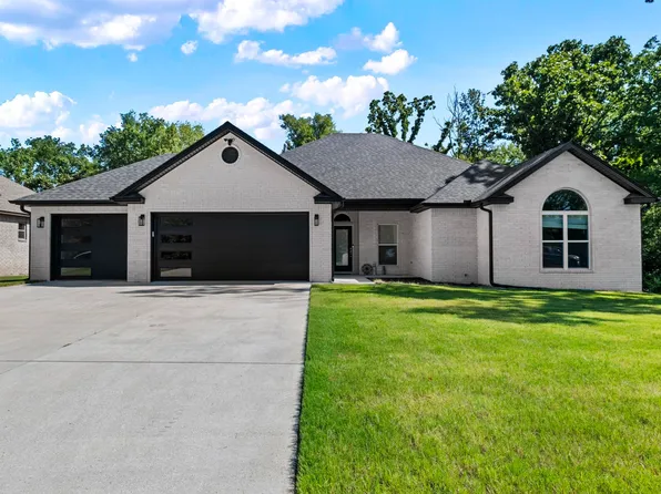 2321 E Maryland Ave, Sherwood, AR 72120