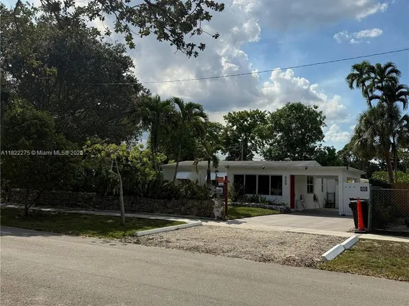 205 SW 21st Way, Fort Lauderdale, FL 33312