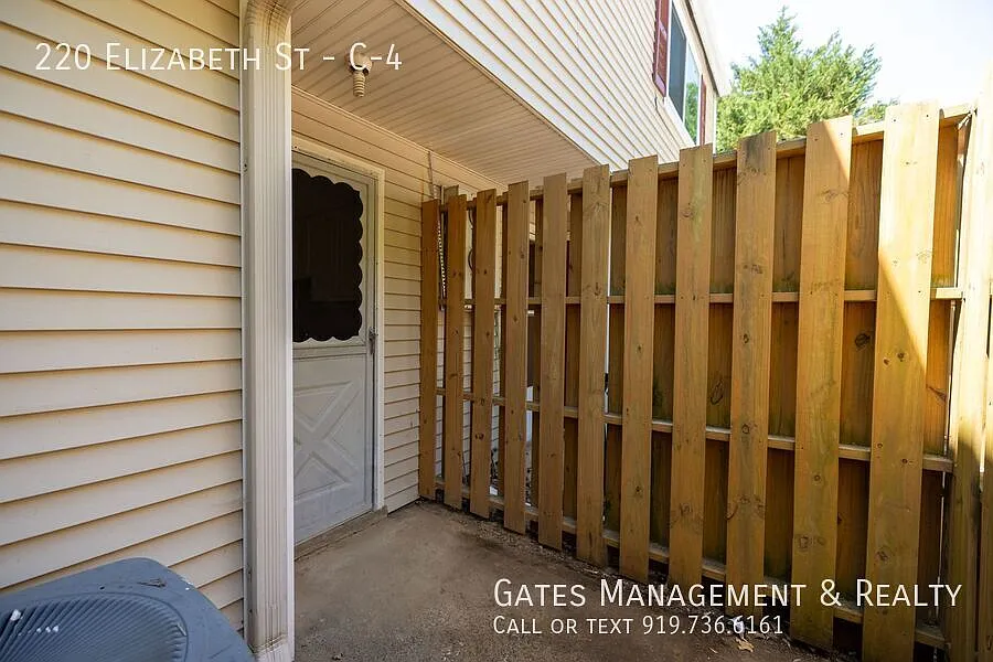 Newly Updated Chapel Hill Condo in Village Green Community! — Photo 2
