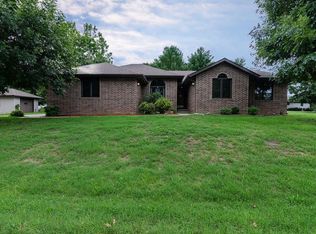 2106 S 16th Ave, Ozark, MO 65721
