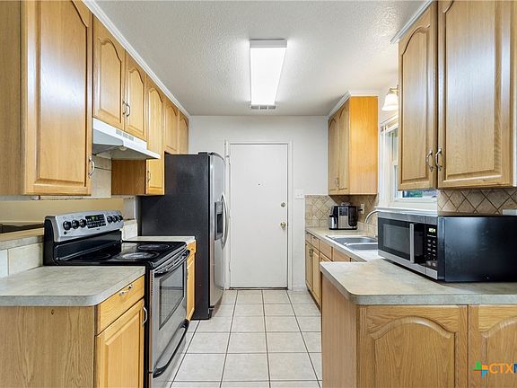 4th image of 1509 West Lane