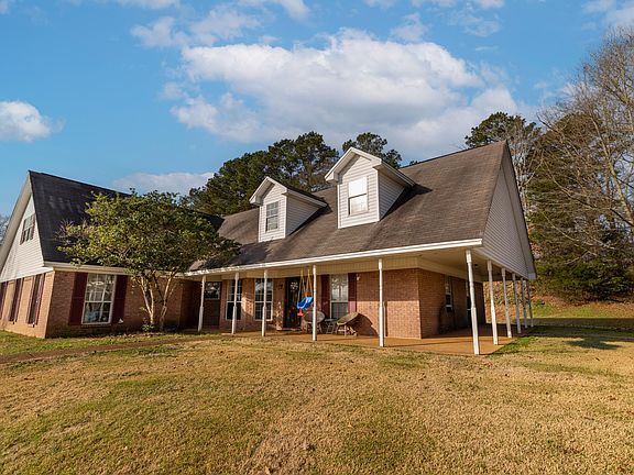 2nd image of 220 Paisley Ln