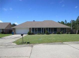 6909 Woodfield Dr, Ocean Springs, MS 39564