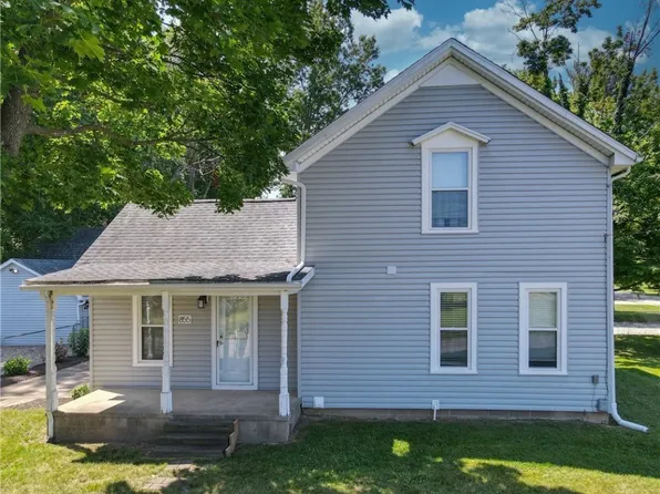 855 Jones St, Ravenna, OH 44266