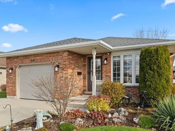 219 Sixteen Avenue Cres, Hanover, ON N4N 3V3